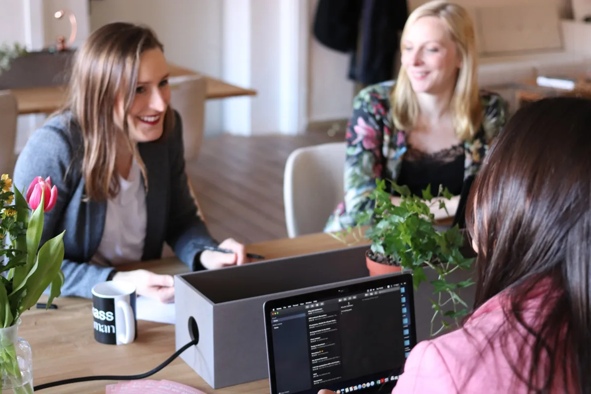 Explaining the Benefits of a 401(k) to Young Adults Entering the Workforce